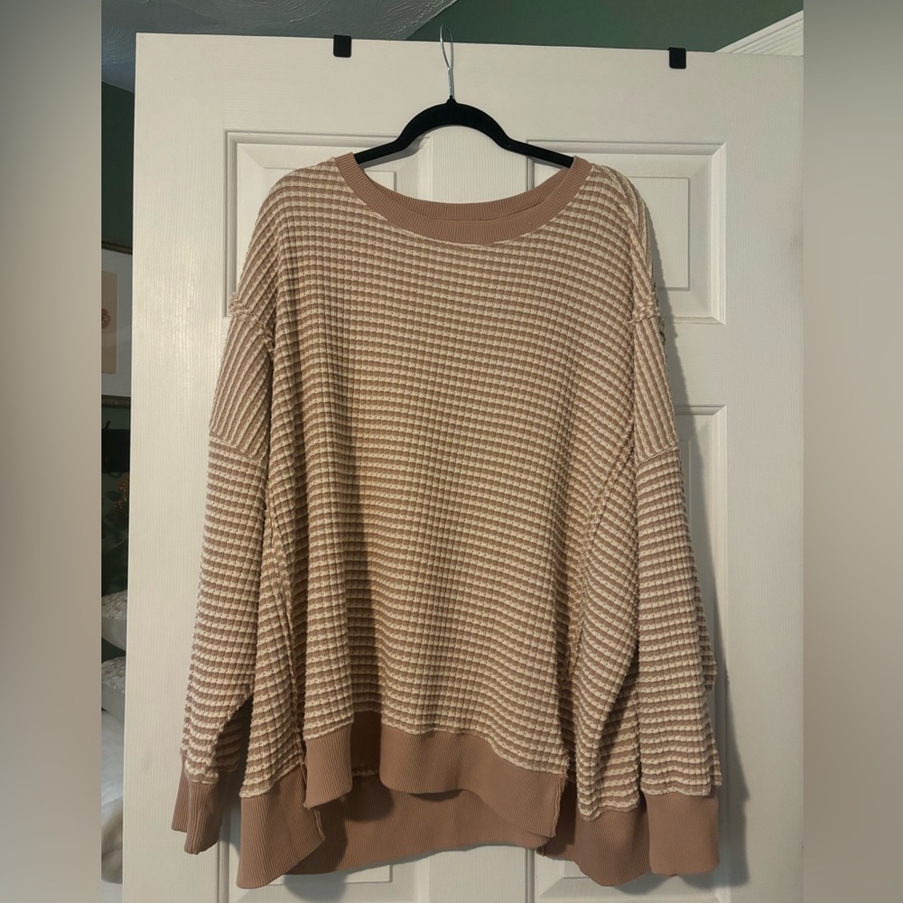 NWOT American Eagle Waffle Knit Crew Neck XL